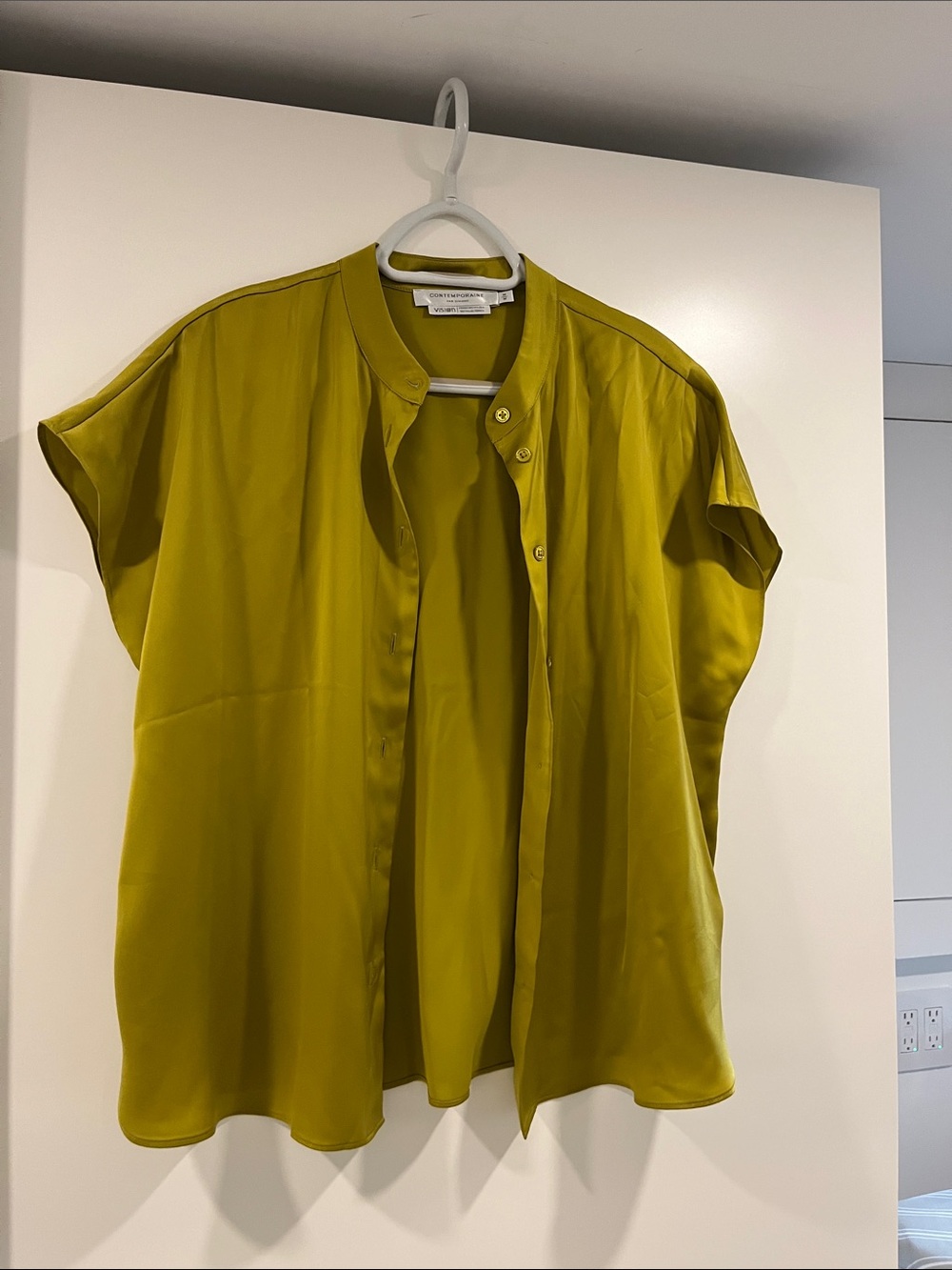 Simons Olive Green Short-Sleeve Button-Front Blouse